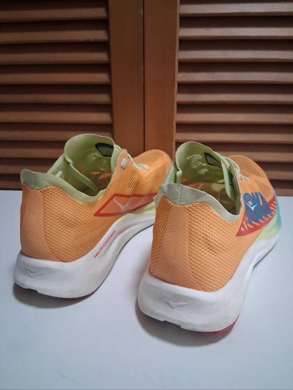 Hoka Cielo Road Running Shoe Orange Women's Size 10, Men's 8.5